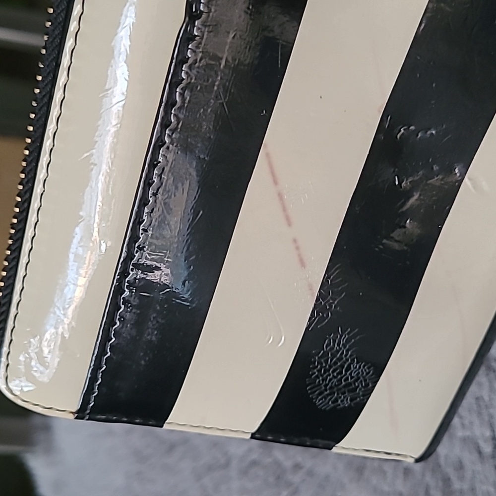 Kate ♠️ Spade Wallet ❤️ - Picture 4 of 10